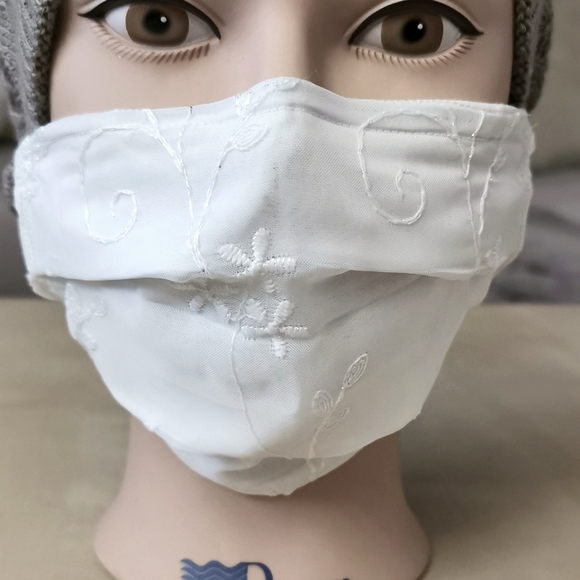 🌺3 for 45$🌺New fancy face mask. Reusable - Picture 1 of 1